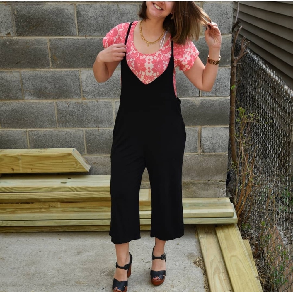 H&M pink floral top
